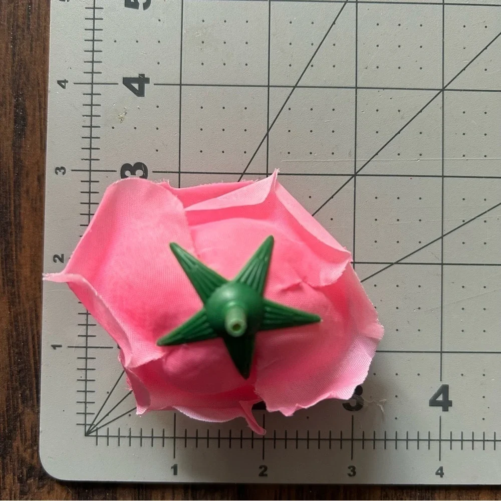 Pink Artificial Roses - Picture 3 of 4
